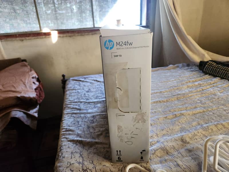 HP M24fw 2