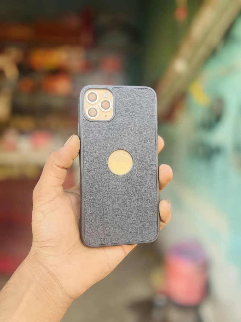Apple iPhone 11 Pro Max 2