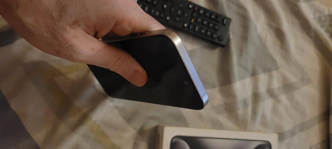 Apple iPhone 15 Pro Max 5