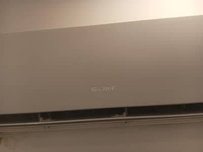 GREE 2 Ton Inverter AC for Sale – 10/10 Condition | Original Packing