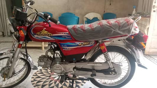 Union Star bike 0 meter sirf showroom sy ghar gya ha voucher b ni kata