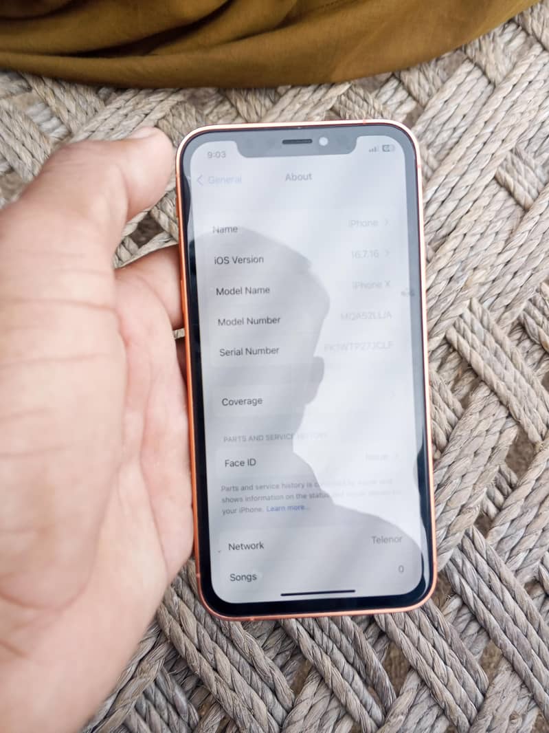 Apple iPhone X 3