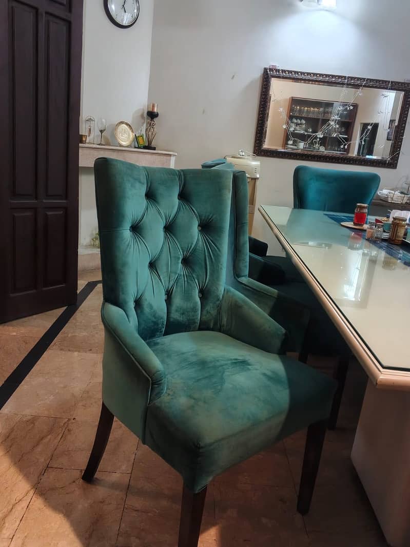 Dining Table with 8 Chairs 3