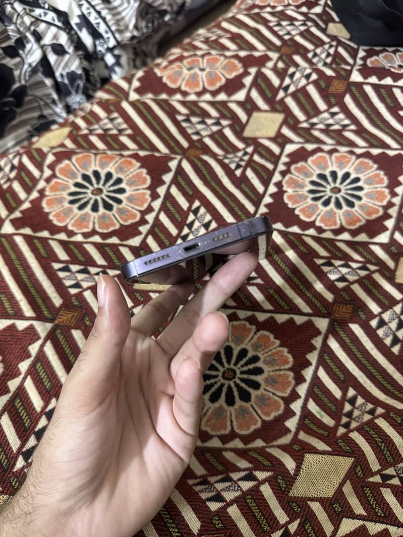 Apple iPhone 14 Pro Max 2