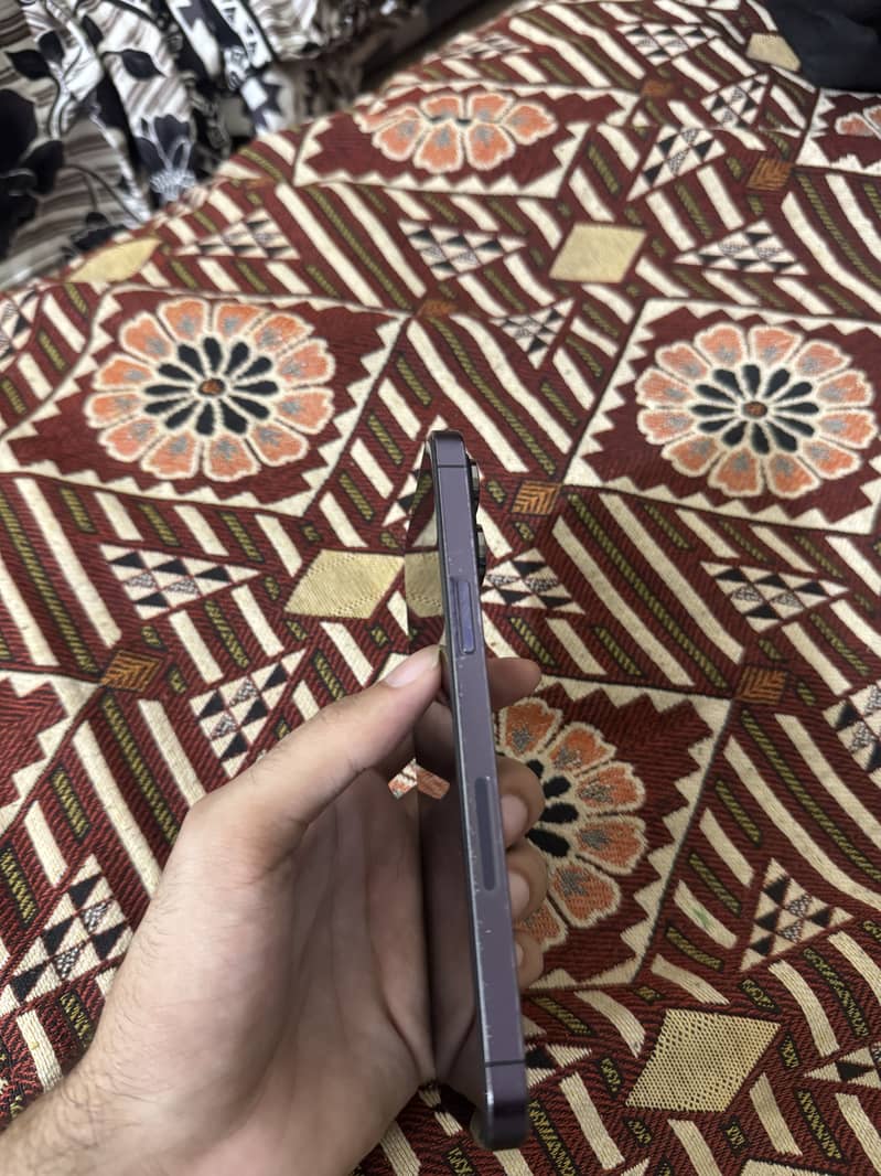 Apple iPhone 14 Pro Max 3