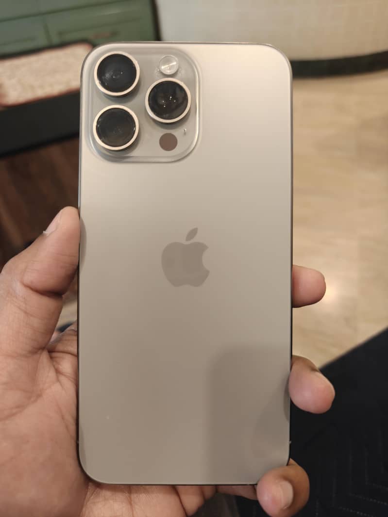 Apple iPhone 15 Pro Max 256 gb 3