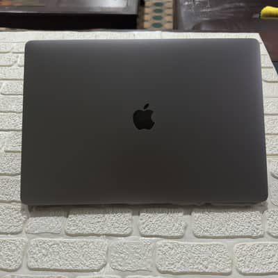 MACKBOOK PRO CTO 512 GB