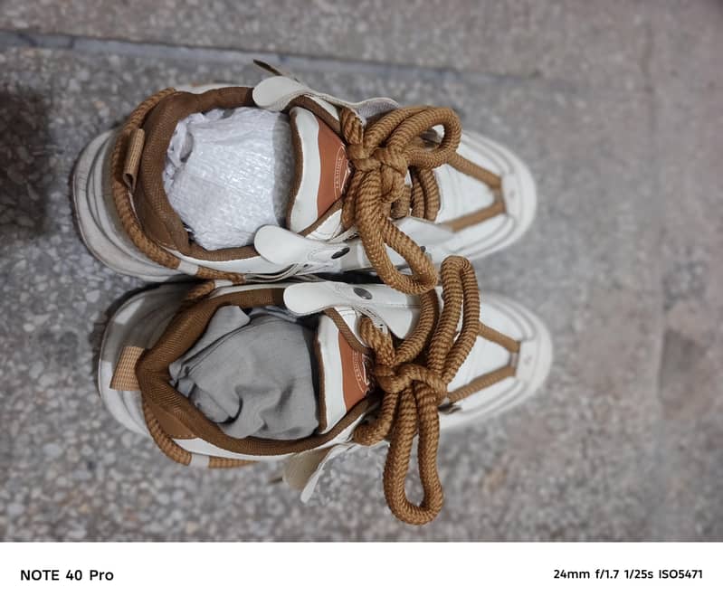 Sneakers 2