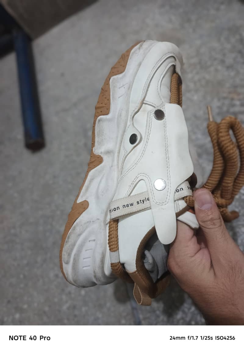 Sneakers 3