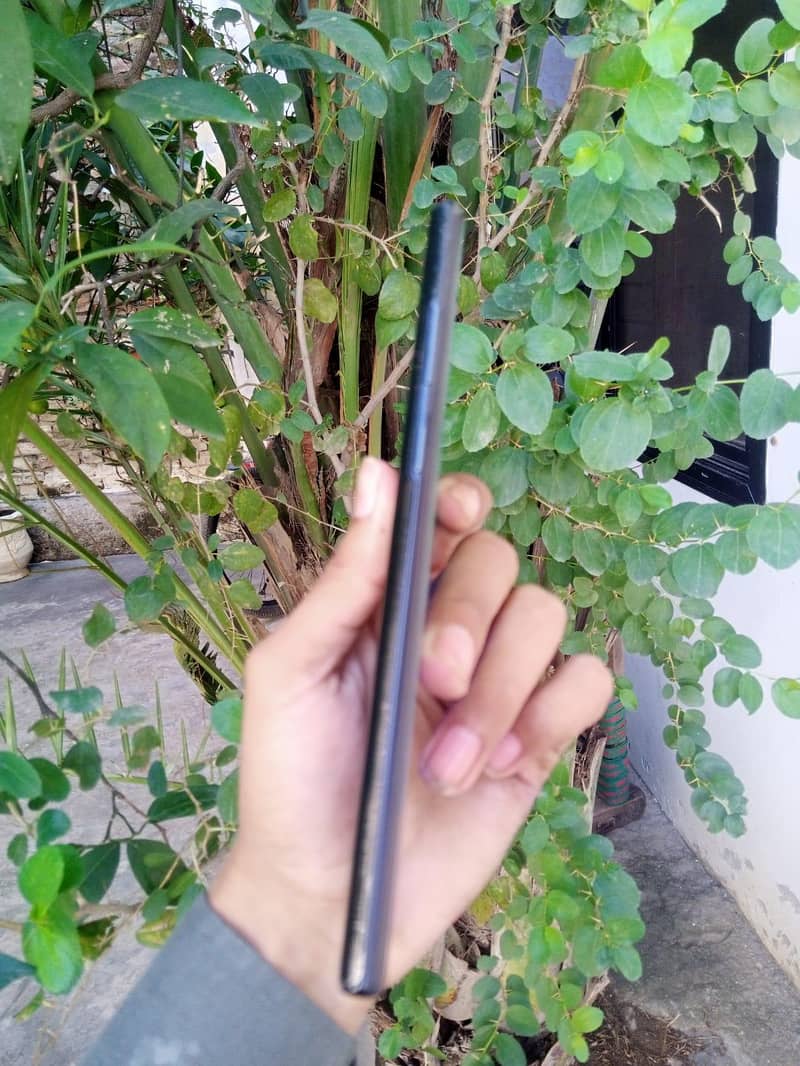 Samsung Mobile Note 10 Plus 3