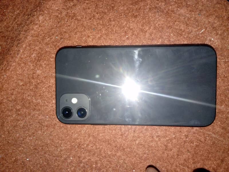Apple iPhone 11 0