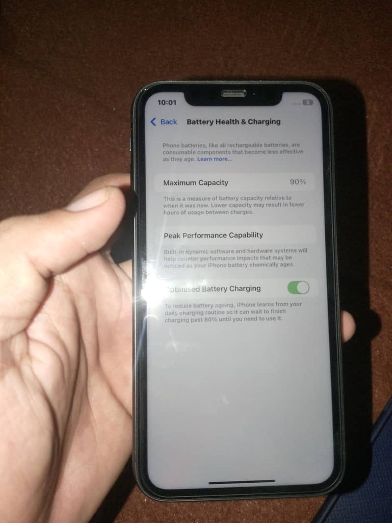 Apple iPhone 11 3