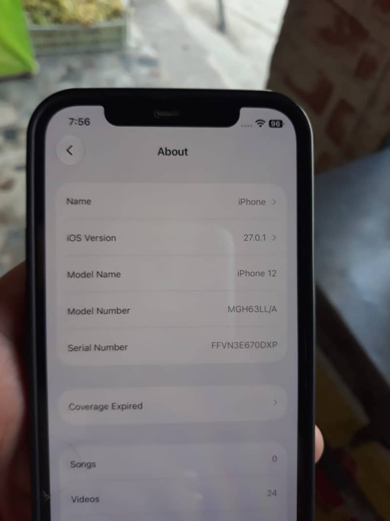 Apple iPhone 12 1