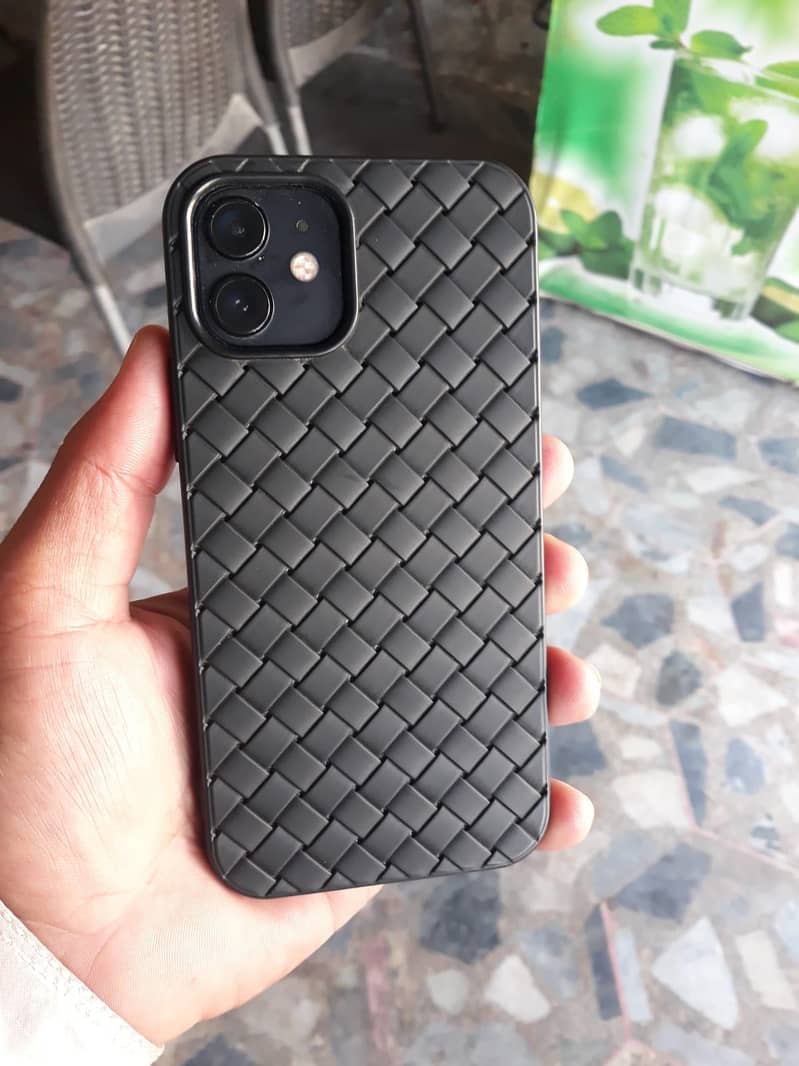 Apple iPhone 12 8