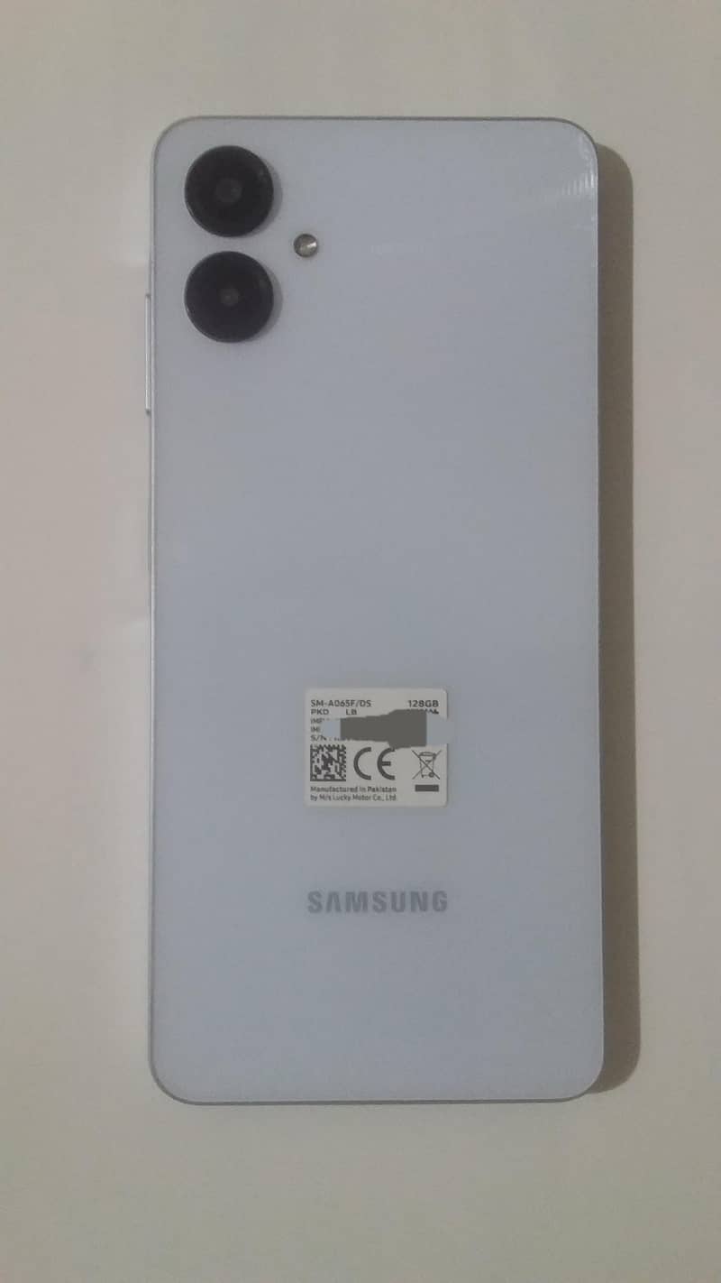 Samsung Mobile A06 4