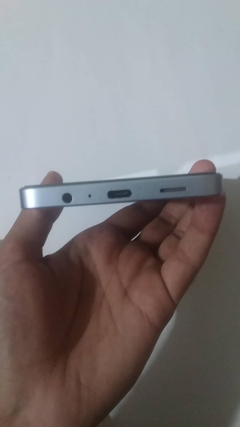 Samsung Mobile A06 6