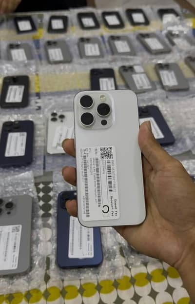 Apple iPhone 15 Pro Max A+++ Stock