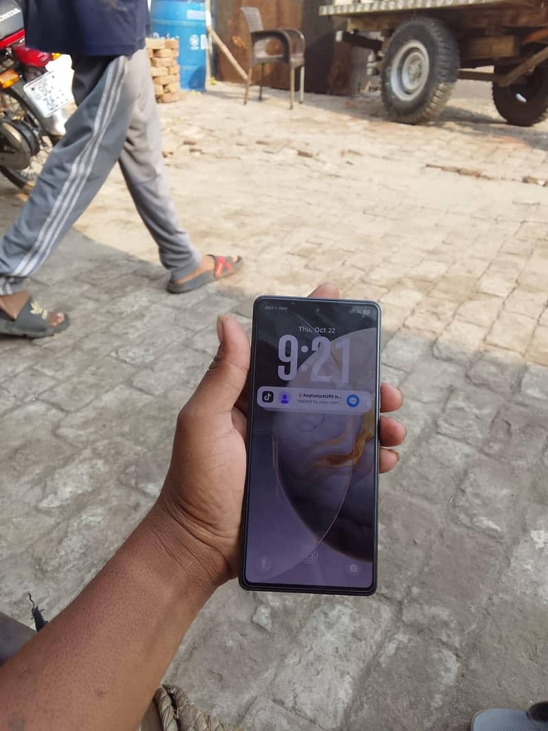 Tecno CAMON 30 0