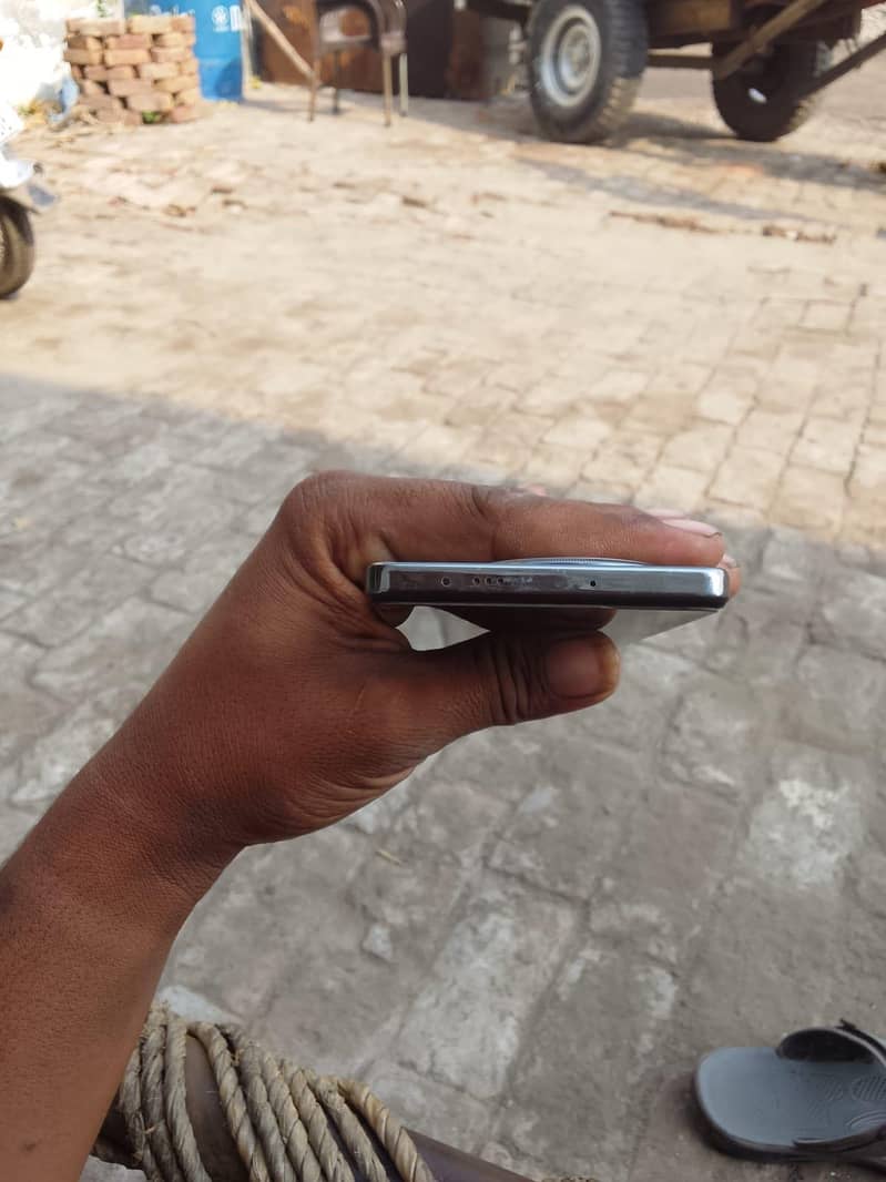 Tecno CAMON 30 5