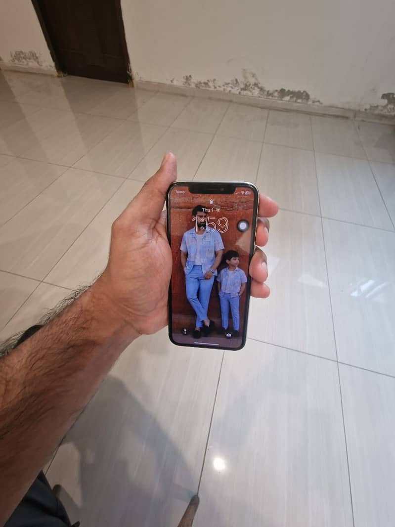 Apple iPhone X 1
