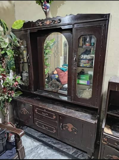 dresser