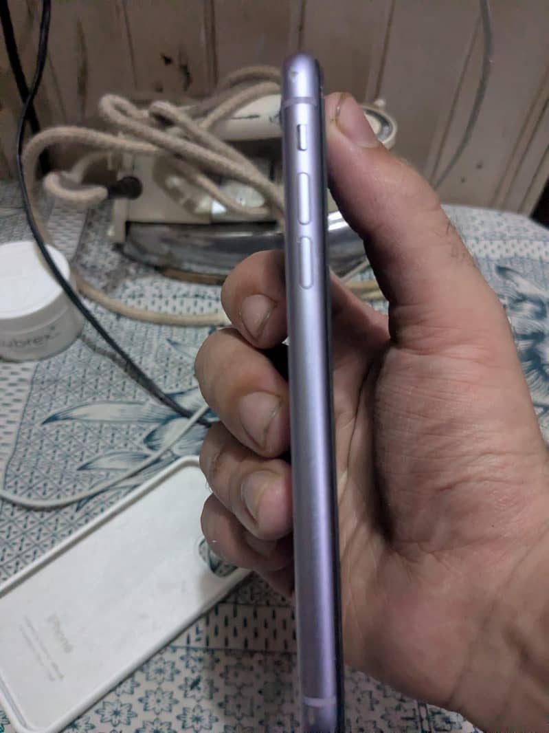 Apple iPhone 11 1
