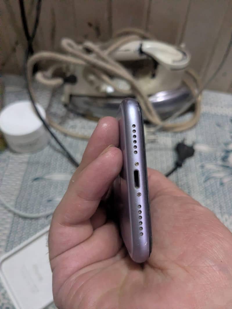 Apple iPhone 11 2