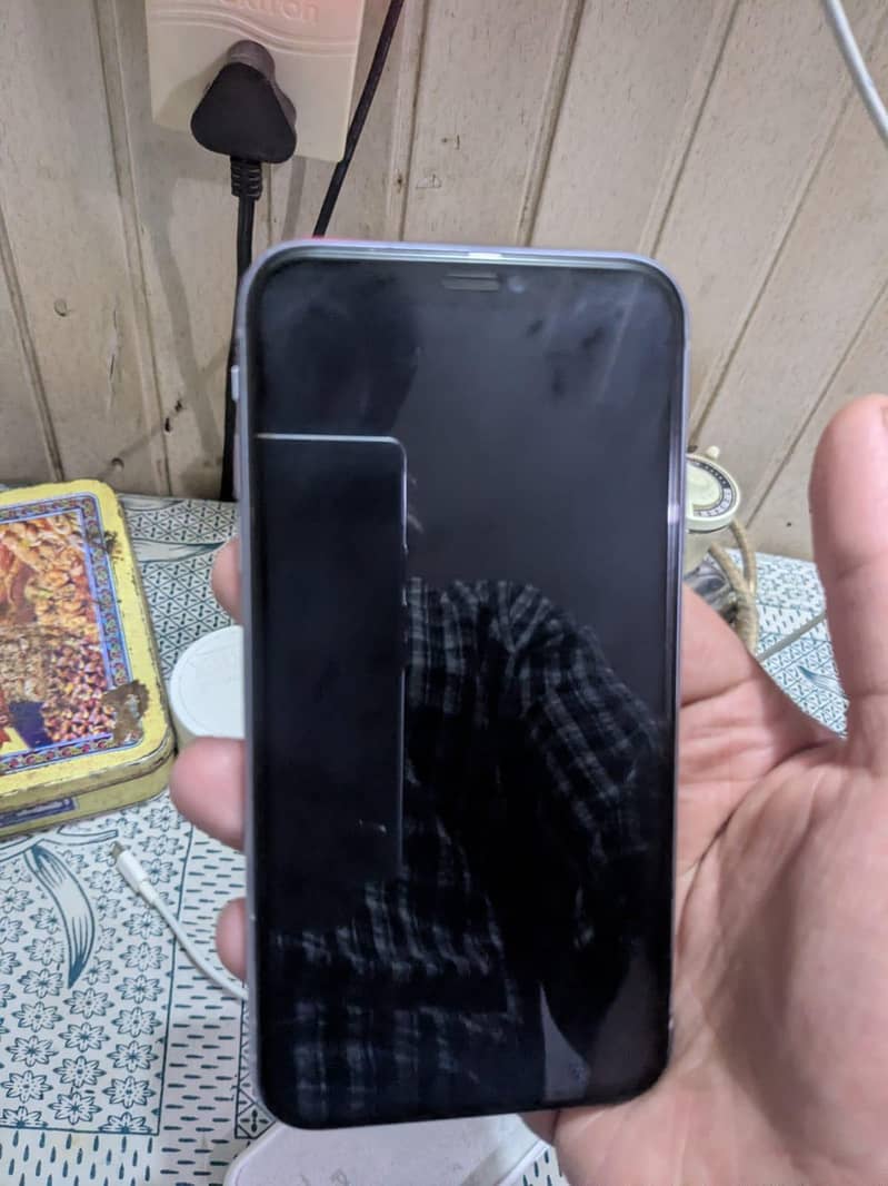 Apple iPhone 11 5