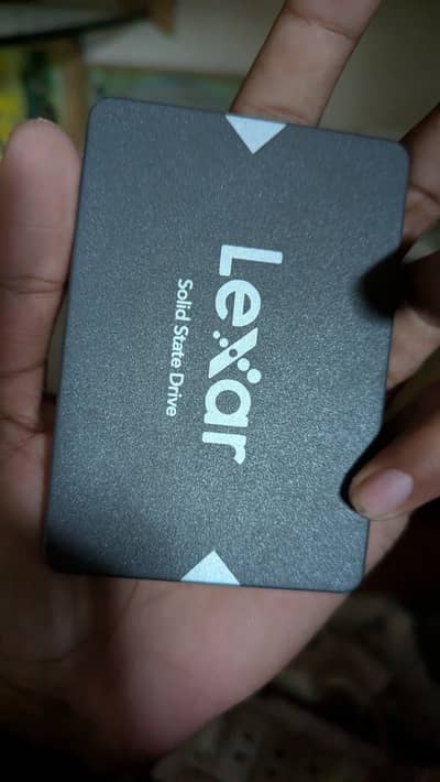 Lexar 256 GB SSD 100%