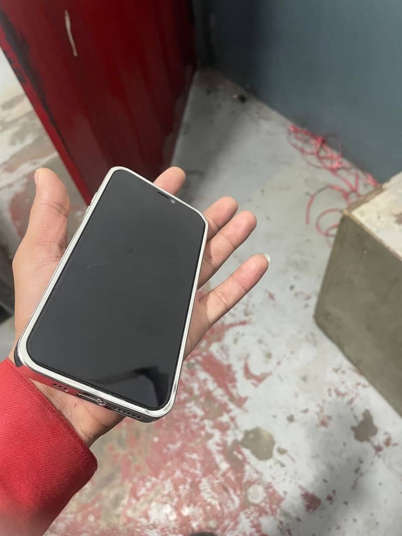 Apple iPhone X 10