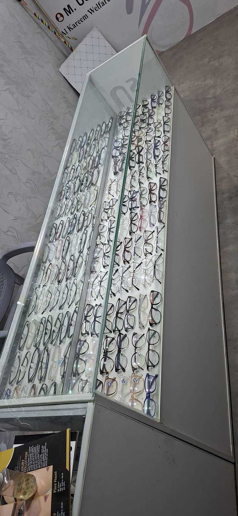 display counter showcase 3