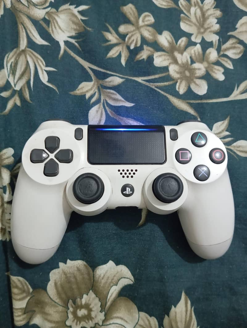 Ps 4 slim 1tb 3