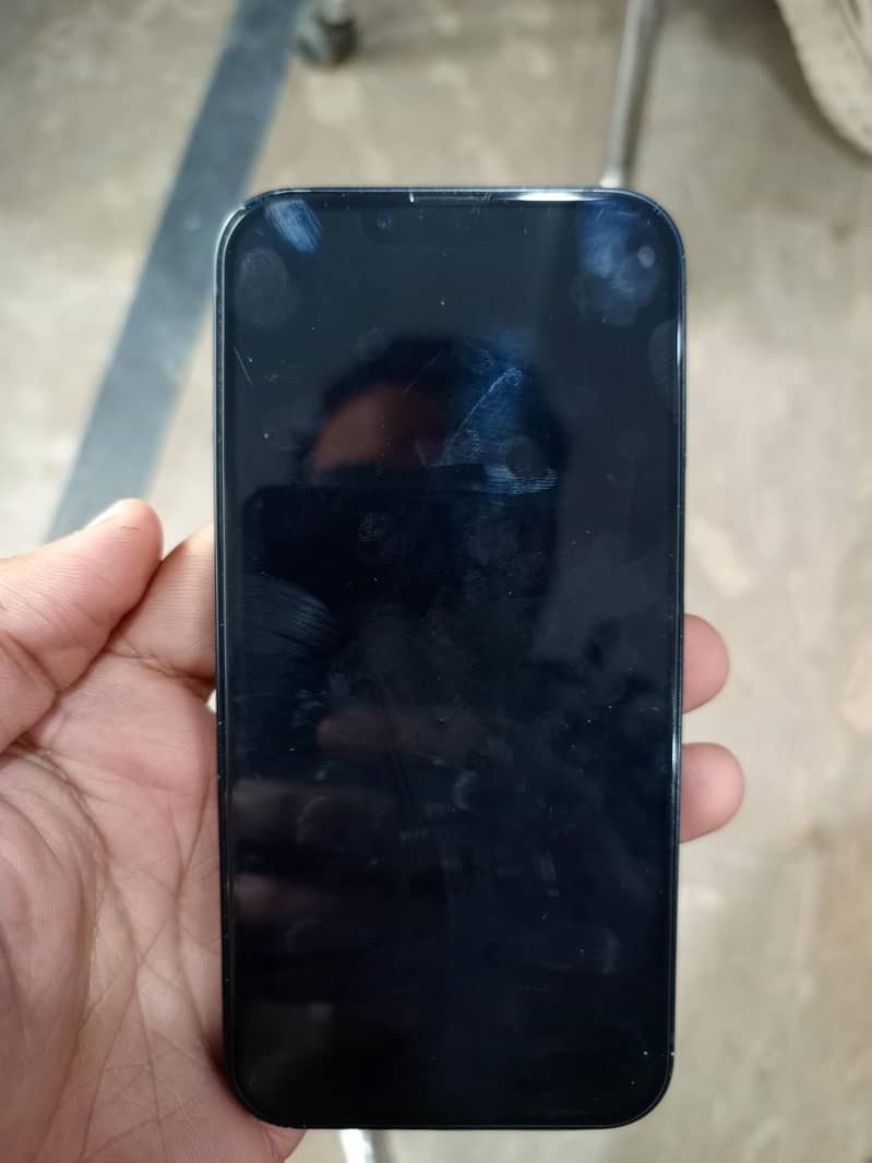 Apple iPhone 13 jv 2