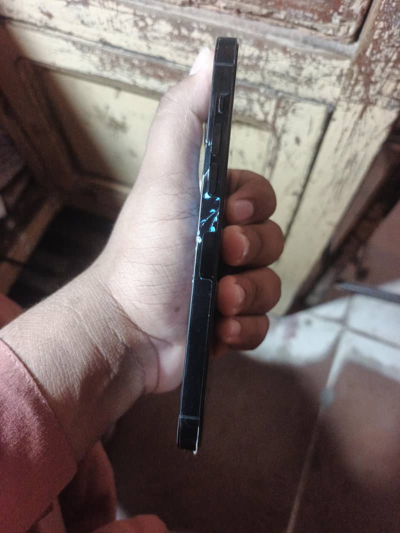 Apple iPhone 14 Pro Max 2