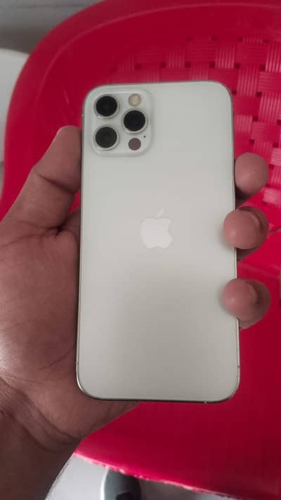 Apple iPhone 12 Pro