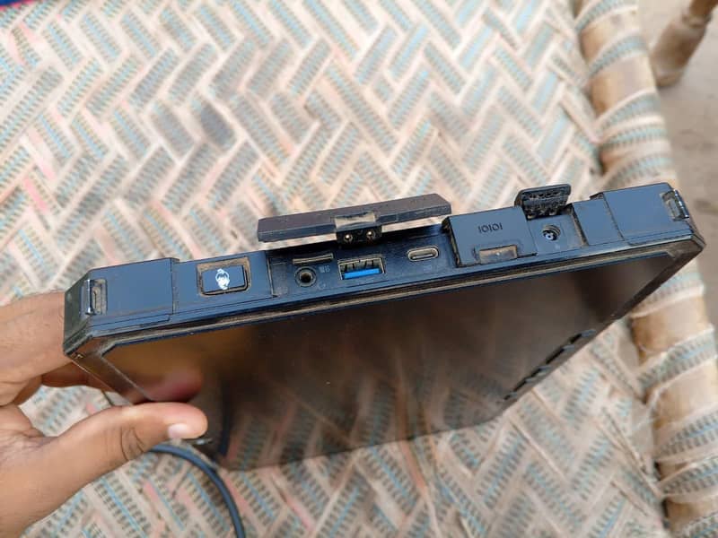 Rugged Windows Touchscreen Tablet PC 5