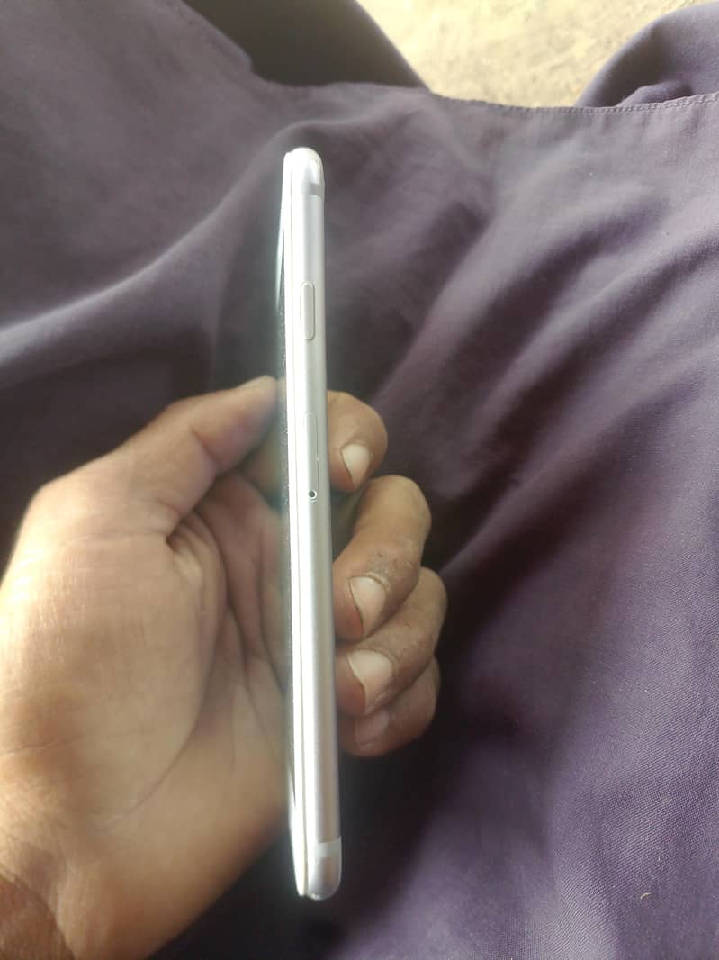 Apple iPhone 6 1