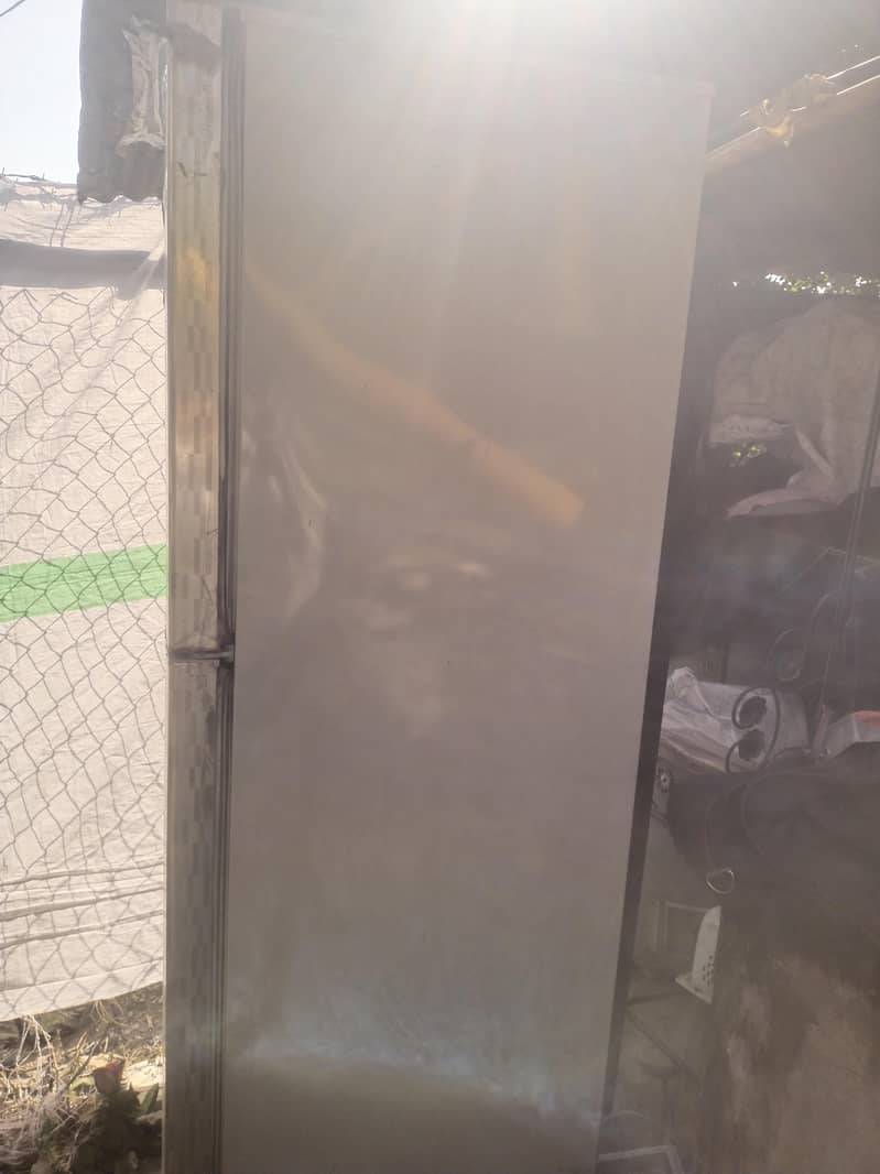 pel Refrigerator 8