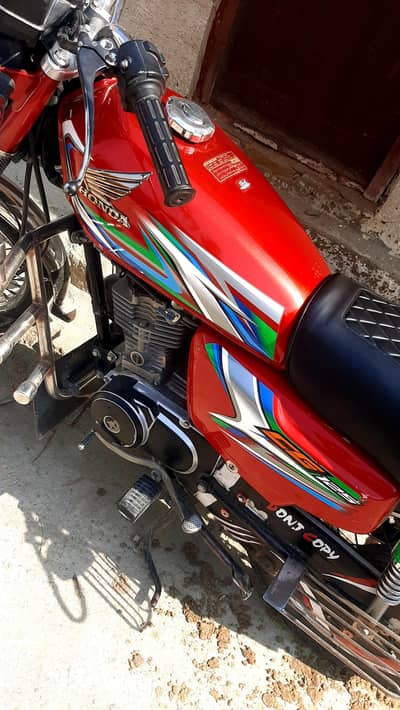 honda 125 23 modal like new condition