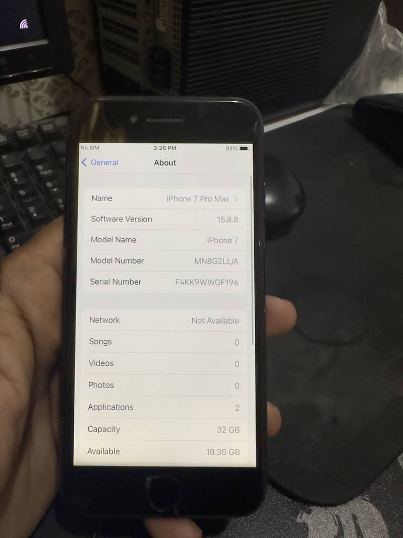 Apple iPhone 7 1