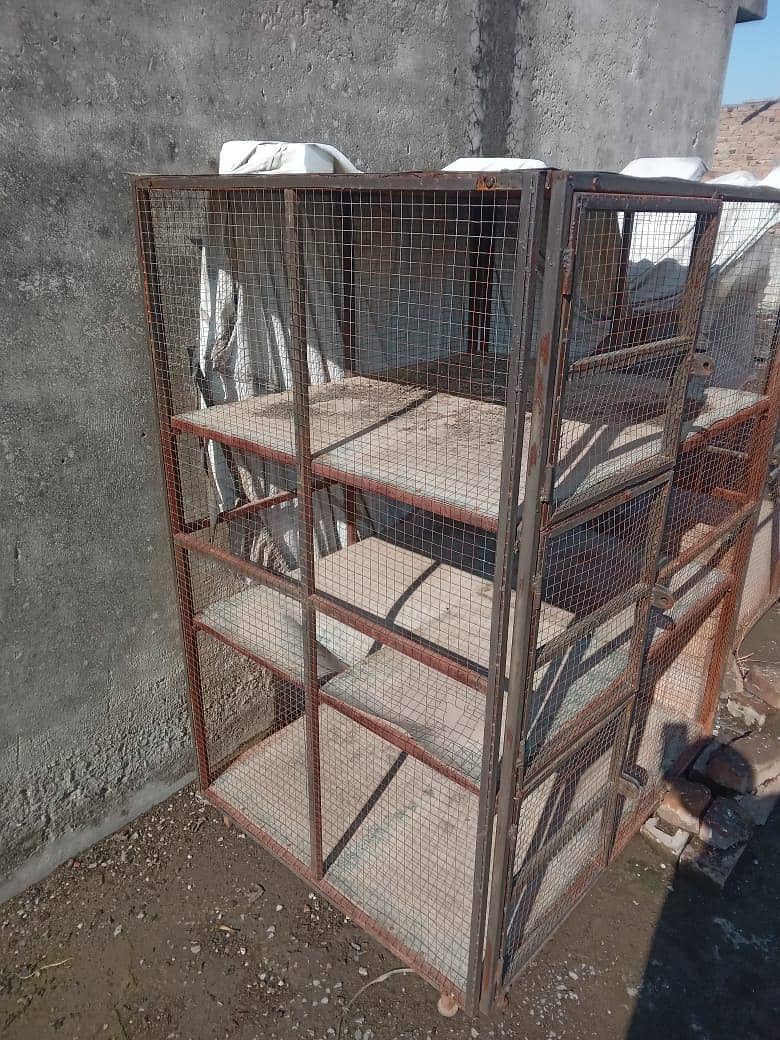 Two detachabe Cages 6