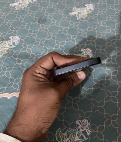 Apple iPhone 17e256 ESIM 10m apple warranty