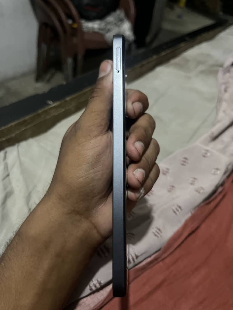 Realme Note 60 1