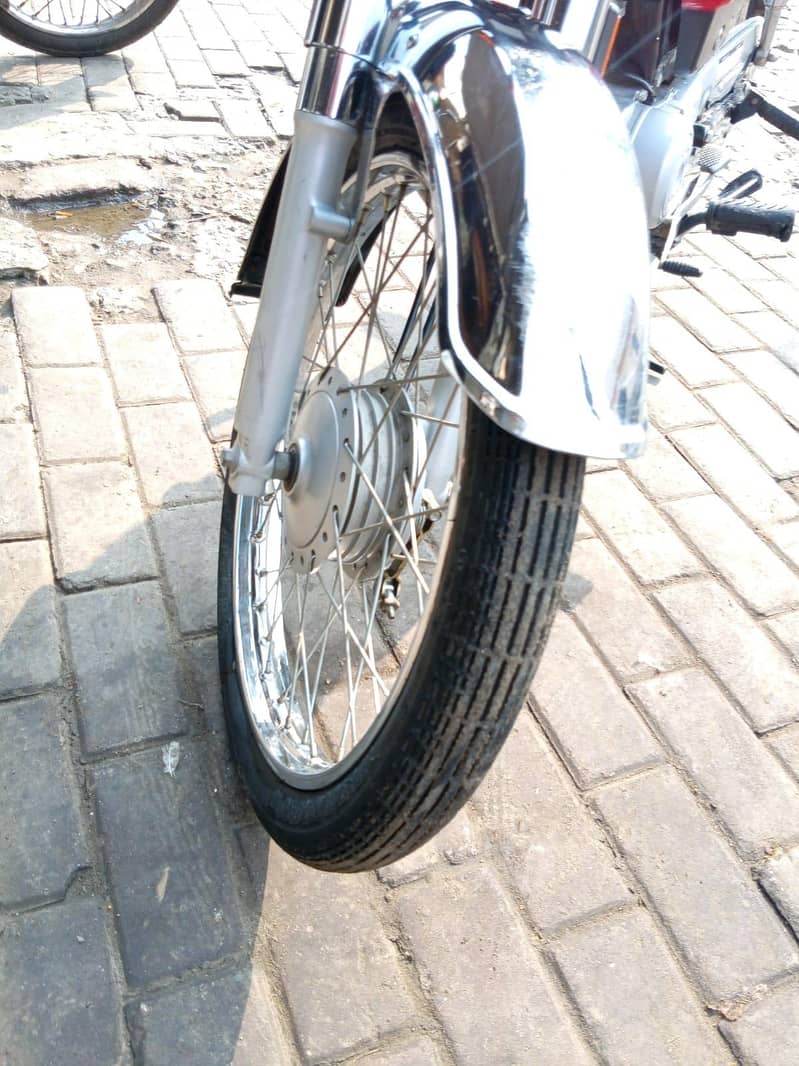 Honda cd70 4