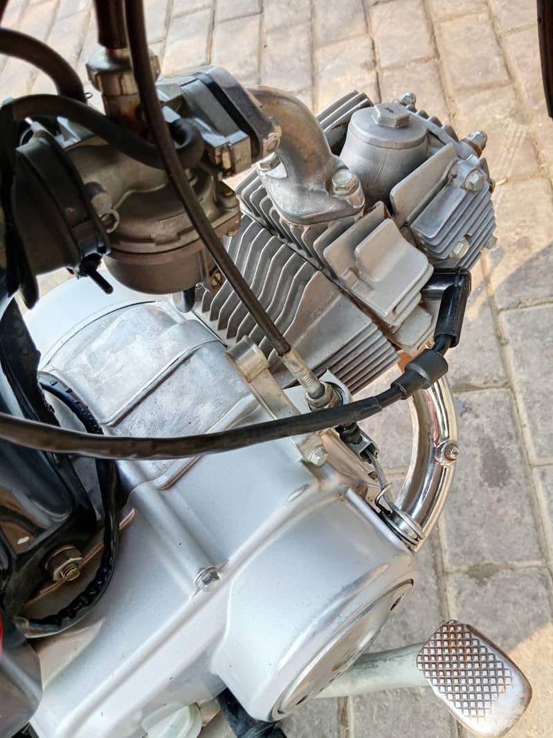 Honda cd70 5