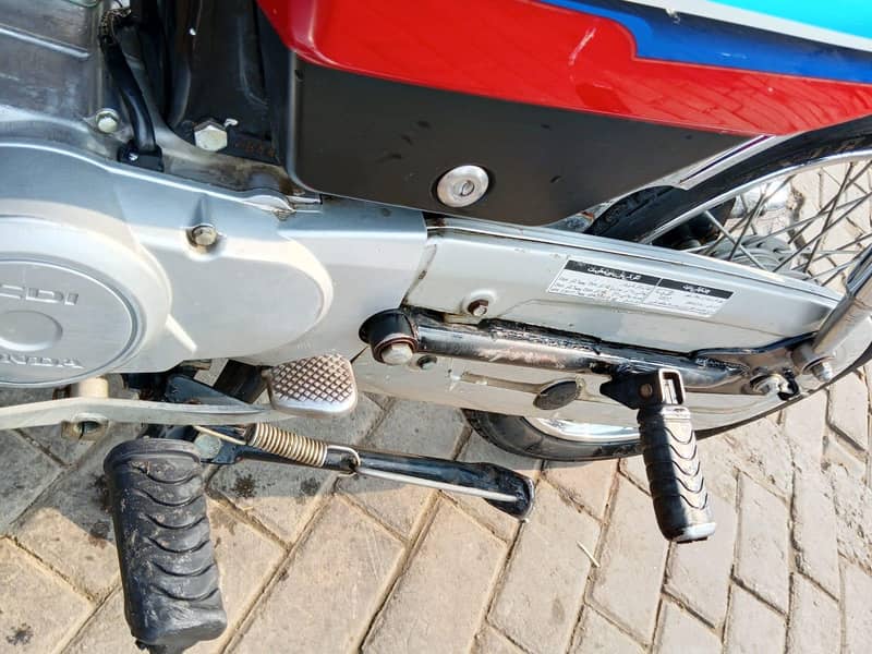 Honda cd70 6