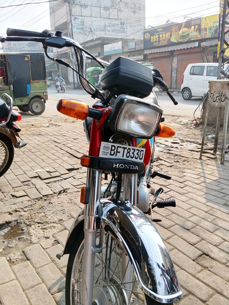 Honda cd70 8