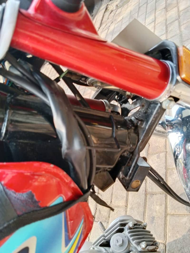 Honda cd70 9