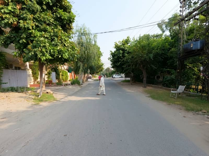 Brand New 3 Marla House for Sale 2.5 Story 80FT Road, Iqbal Town ...