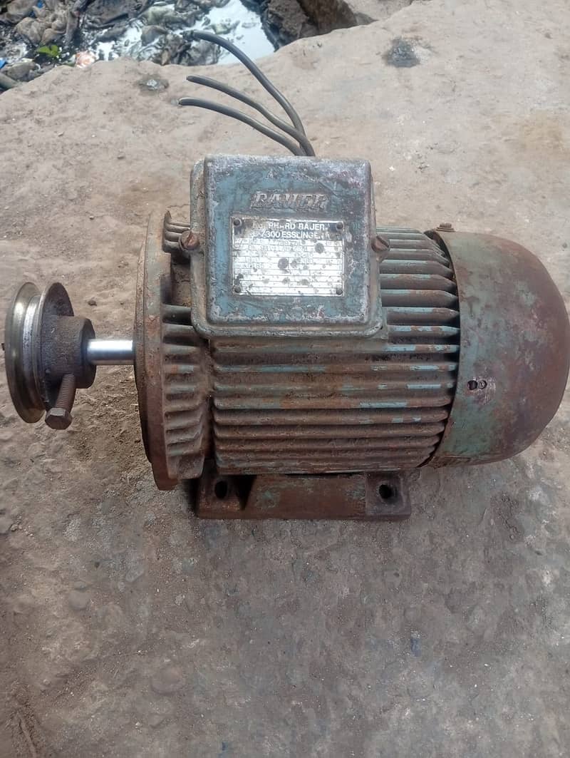 Motor 0
